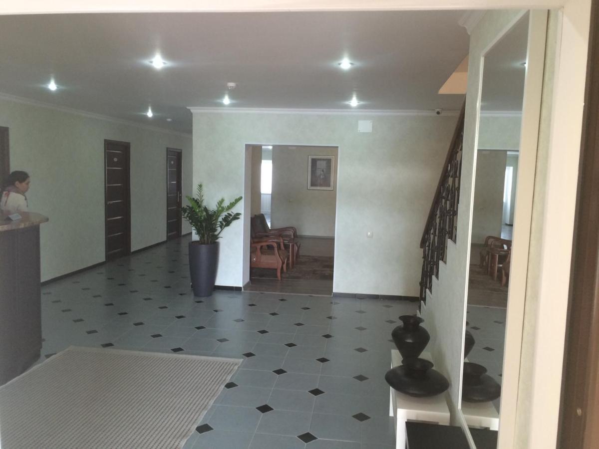 Hotel Laeti-Zhaiyk Atyraū Extérieur photo